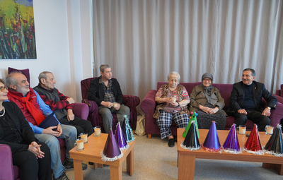 BAŞKAN ATAÇ: ONLARI AİLEMİZİN BÜYÜKLERİ OLARAK GÖRÜYORUZ