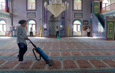 TEPEBAŞI'NDA CAMİLER PIRIL PIRIL OLUYOR