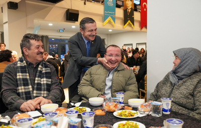 TEPEBAŞI'NDA KARDEŞLİK SOFRASI: BAŞKAN ATAÇ ENGELLİ AİLELERLE BULUŞTU