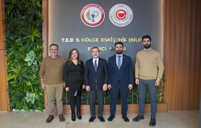 BAŞKAN ATAÇ'TAN ECZACILARA ZİYARET