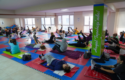 KADINLAR BELDE EVLERİ'NDE SAĞLIKLI VAKİT GEÇİRİYOR