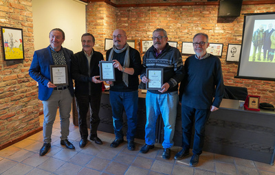 KARİKATÜRİSTLER KARİKATÜRİSTLERİ ANLATTI