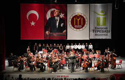 TEPEBAŞI'NIN GENÇLERİNDEN BİLECİK'TE MUHTEŞEM KONSER