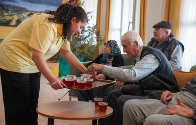 DENEYİMLİ VATANDAŞLARIN SICAK YUVASI: METİN ÖZÖĞÜT YAŞAM MERKEZİ