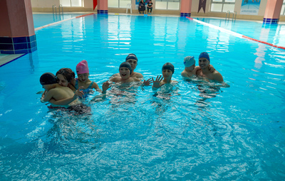 TEPEBAŞI BELEDİYESİ'NDEN 'YANIMDA OL' PROJESİNE DESTEK