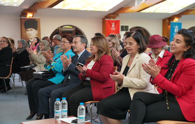 BAŞKAN ATAÇ: "CUMHURİYET BİR KADIN DEVRİMİDİR"