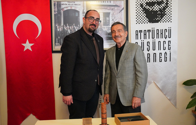 BAŞKAN ATAÇ'TAN ATATÜRKÇÜ DÜŞÜNCE DERNEĞİ'NE ZİYARET