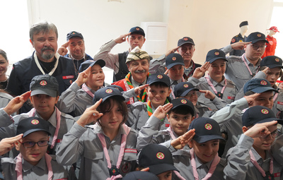 TEPEBAŞI'NIN MİNİK İZCİLERİ YEMİN ETTİ