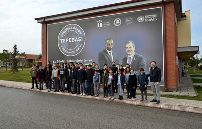 ÖĞRENCİLER PROJELERİ TANIYOR