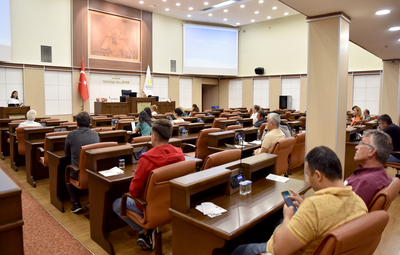 BELEDİYE PERSONELİNE SAĞLIKLI BESLENME EĞİTİMİ