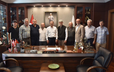 FEVZİ ÇAKMAK MAHALLE SAKİNLERİNDEN BAŞKAN ATAÇ'A ZİYARET