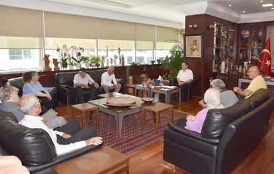 BAŞKAN ATAÇ TEPEBAŞILI VATANDAŞLARI MAKAMINDA AĞIRLADI