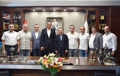 TÜRK İŞ'TEN BAŞKAN ATAÇ'A ZİYARET