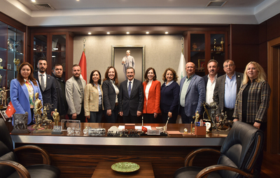 MUHTARLARDAN BAŞKAN ATAÇ'A TEŞEKKÜR ZİYARETİ