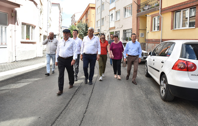 BAŞKAN ATAÇ BAHÇELİEVLER VE GÜLLÜK'TE ÇALIŞMALARI İNCELEDİ