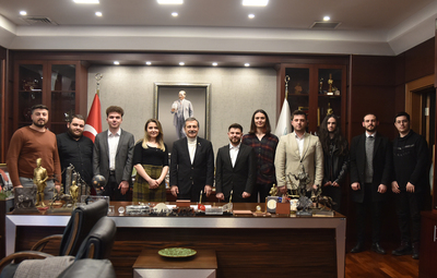 CHP TEPEBAŞI GENÇLİK KOLLARI BAŞKAN ATAÇ'I ZİYARET ETTİ