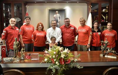 AKUT'TAN BAŞKAN ATAÇ'A ZİYARET