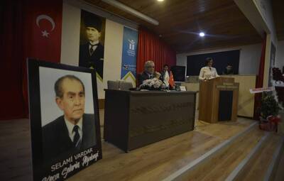 SELAMİ VARDAR HATIRALAR İLE ANILDI