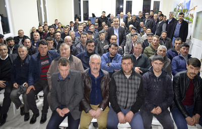 BAŞKAN ATAÇ ÜRETİCİLERİN YANINDA