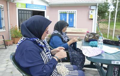 KESKİN DENEYİMLİ KAFE'DE KADINLAR MUTLU