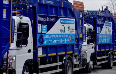 TEPEBAŞI'NDA TONLARCA ATIK KAZANCA DÖNÜŞÜYOR