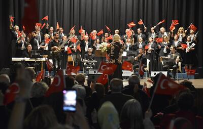 CUMHURİYET COŞKUSU SAHNEYE YANSIDI