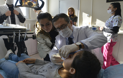 ÇUKURHİSAR DİŞ KLİNİĞİ AÇILDI