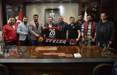EFELER'DEN BAŞKAN ATAÇ'A ZİYARET