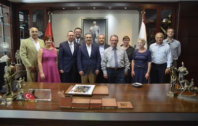 ALMANLAR TEPEBAŞI'NDAN İLHAM ALIYOR