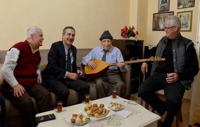 ATAÇ'TAN USTA SANATÇIYA ZİYARET