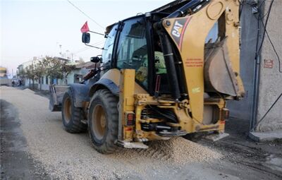 TEPEBAŞI'NDA YOL ÇALIŞMALARI ARALIKSIZ SÜRÜYOR