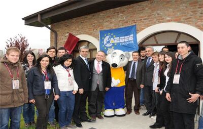 ENGELLİLER İÇİN, TÜRKİYE'DE İLK KEZ "EMPATİ GÜNÜ" GERÇEKLEŞTİRİLDİ