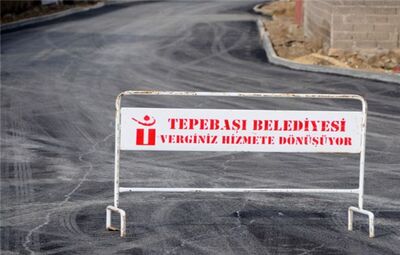 FEVZİ ÇAKMAK ASFALTA KAVUŞUYOR