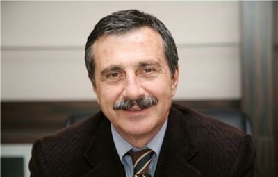 TEPEBAŞI BELEDİYE BAŞKANI DT. AHMET ATAÇ’IN ANNELER GÜNÜ MESAJI