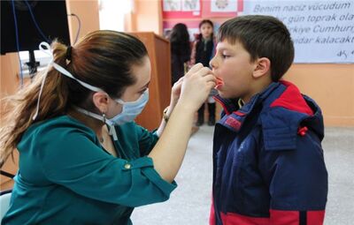 13 İLKÖĞRETİM OKULU’NDA 696 ÇOCUK SAĞLIK TARAMASINDAN GEÇİRİLDİ