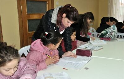 TEPEBAŞI’NDA ÖĞRENCİLERİN BAŞARI DÜZEYİ YÜKSELİYOR