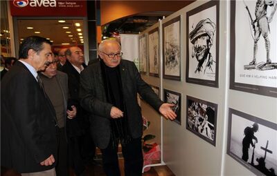 "KANLA YAZILAN DESTAN-ÇANAKKALE FOTOĞRAFLARI" SERGİSİ AÇILDI