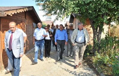 ATAÇ HOBİ BAHÇESİNDE VATANDAŞLAR BİR ARAYA GELDİ