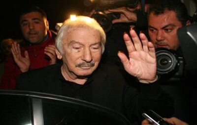 BAŞKAN ATAÇ’IN, İLHAN SELÇUK’UN ÖLÜMÜ NEDENİYLE YAPTIĞI AÇIKLAMA