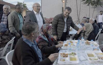 İFTAR SOFRALARI 4 MAHALLEDE KURULDU