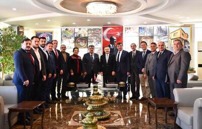 BAŞKAN ATAÇ'TAN ESNAF VE SANATKARLAR ODALARI BİRLİĞİ'NE ZİYARET